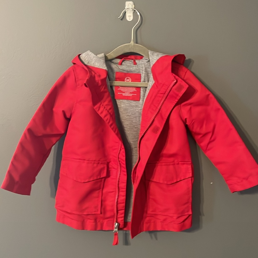 Red water resistant light weight jacket with hood, 3T, EUC